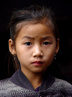 Young Tai Lue girl, Ban Nam Thoum